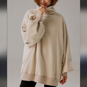 Cozy Oversized Two Tone Turtleneck Sweater With Pockets